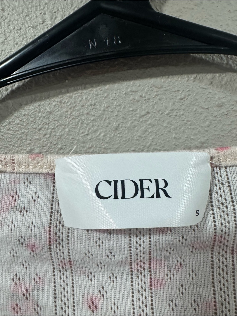Cider Cream and Pink Floral Button-Front Ribbed Top - Picture 4 of 7